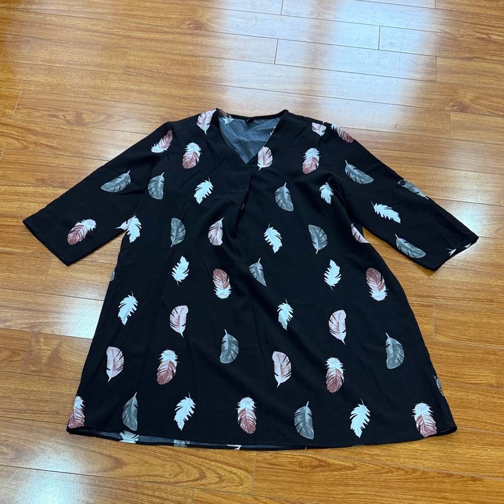 Black Feather Print Midi Dress